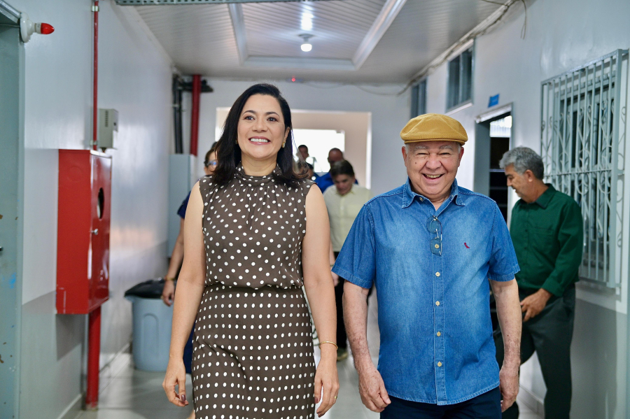 Mailza Assis é recebida pelo Pastor Luiz Gonzaga na Assembleia de Deus em Rio Branco e recebe as bençãos das lideranças religiosas em café da manhã no Templo Sede