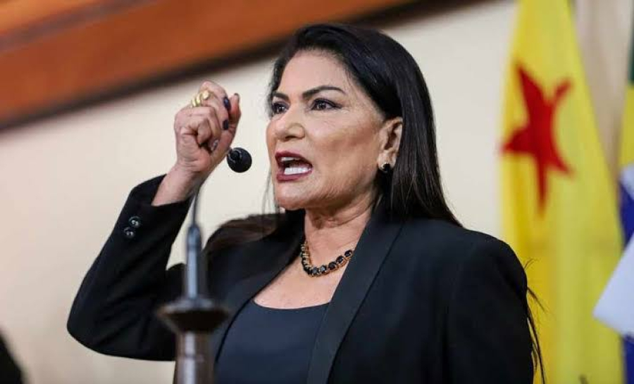 Antonia Sales cobra união política e acusa abandono da BR-364 no Acre