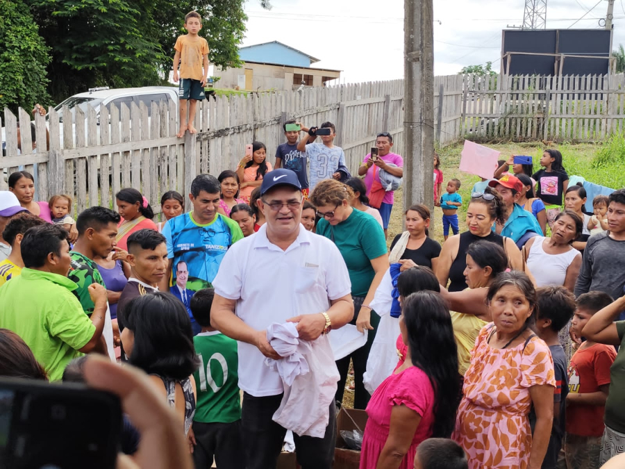 Reconhecimento e emoção marcam visita de Tanízio Sá aos indígenas Kulina em Manoel Urbano