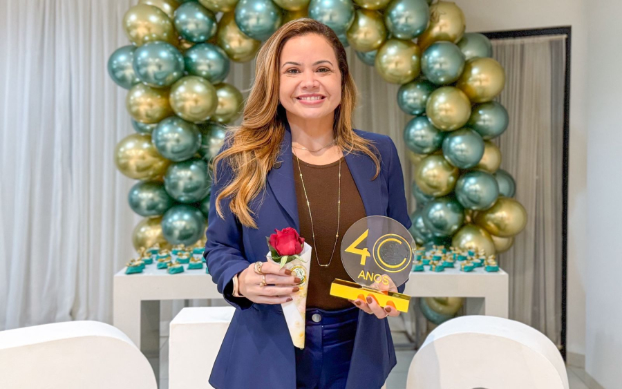 Dra. Michelle Melo recebe Prêmio Força Feminina e tem atuação em defesa das mulheres reconhecida