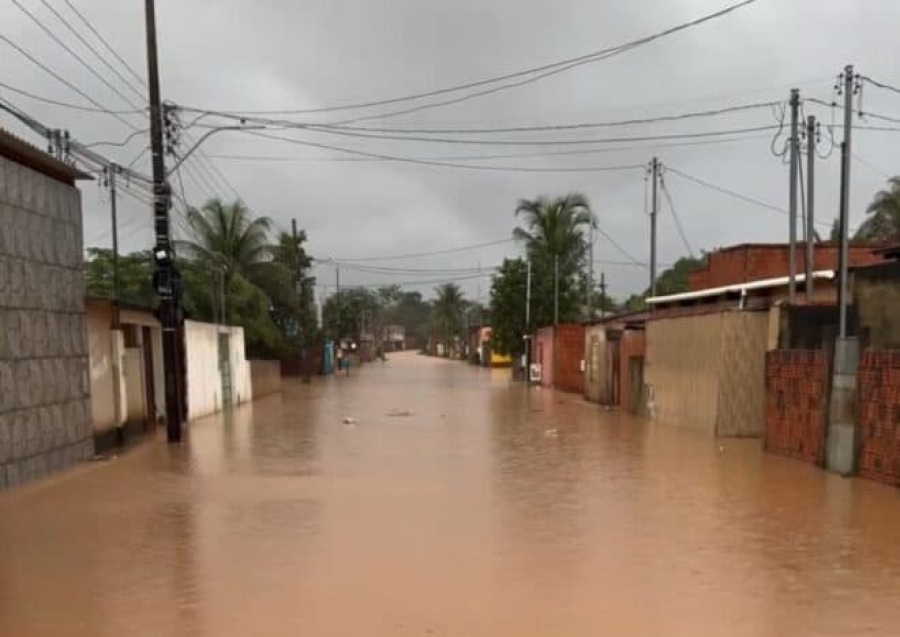 Acredite se quiser: ao invés de resolver problema de enxurrada na Baixada, Saerb promete colocar 
