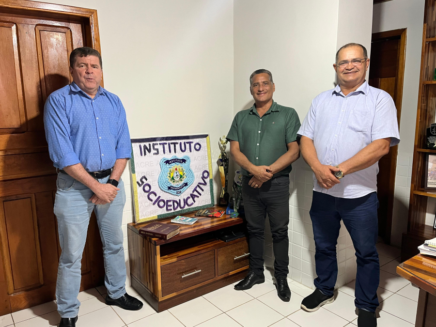 Tanízio Sá realiza visita institucional ao Instituto Socioeducativo do Acre e reforça apoio ao sistema