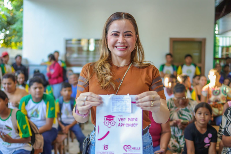 Projeto de deputada Michelle Melo leva consultas oftalmológicas e entrega de óculos a alunos em Xapuri