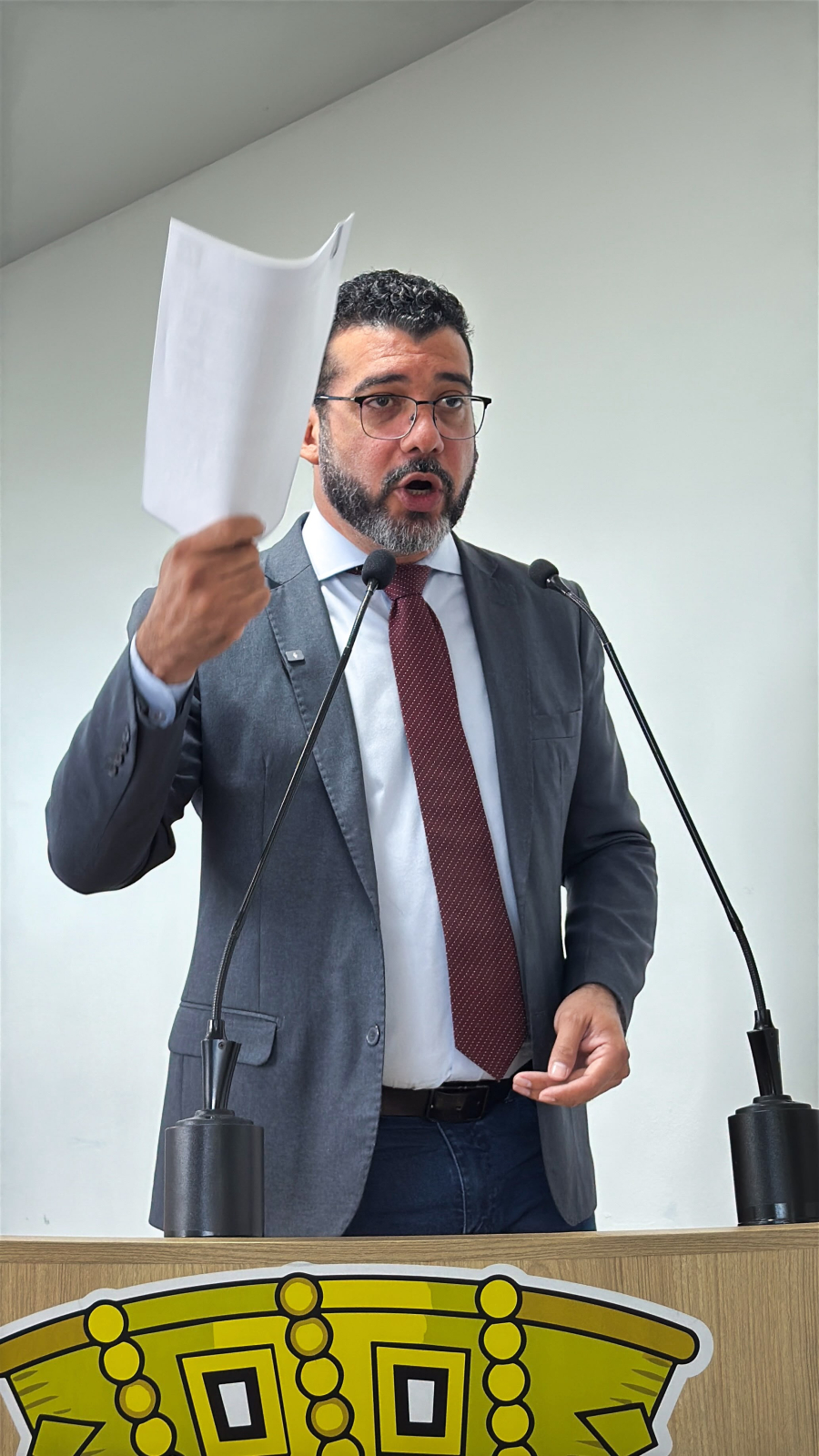 André Kamai aciona Ministério Público e lidera ofensiva contra colapso no transporte de Rio Branco