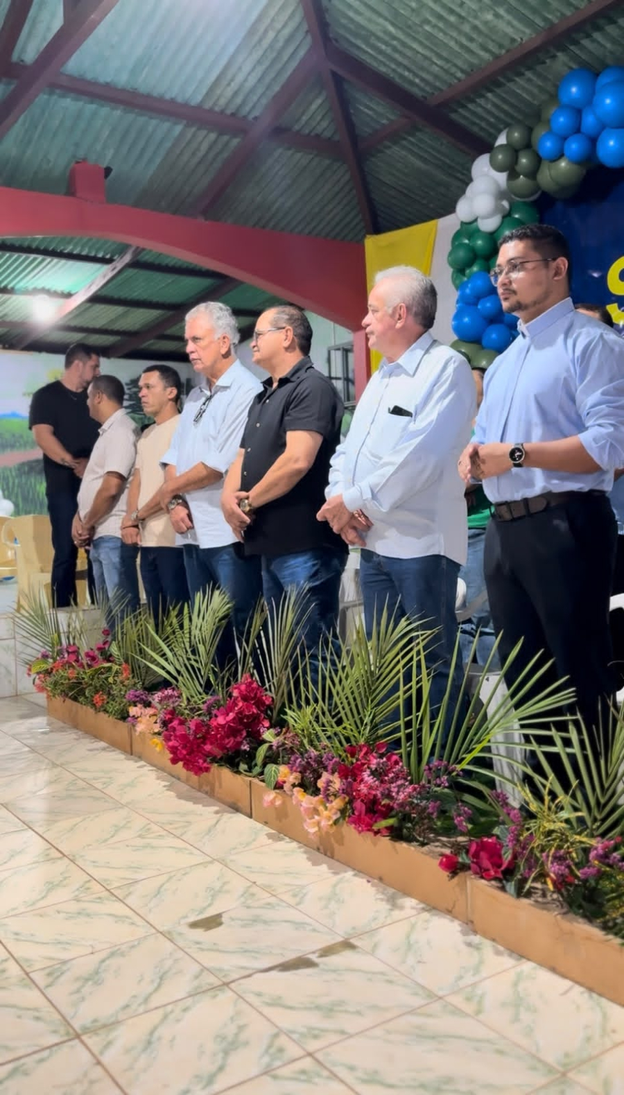 Ao lado de Camilo Silva, deputado Tanízio Sá participa da entrega de novo espaço esportivo e cultural na Vila Campinas