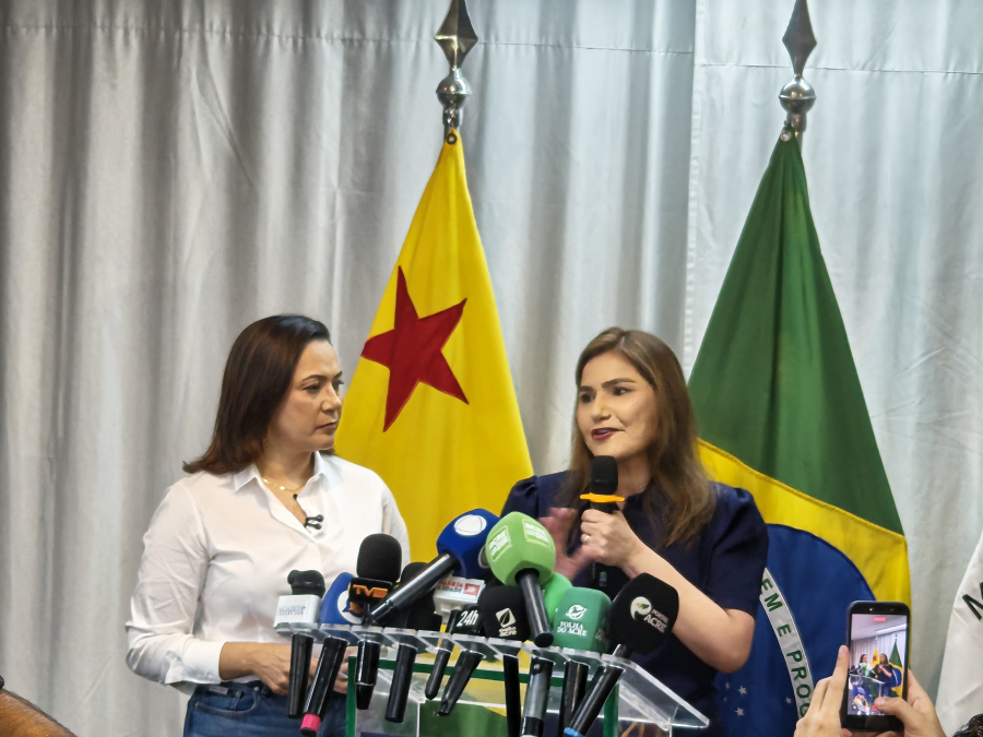Com auditório lotado, Mailza Assis apresenta Jéssica Sales como pré -candidata a vice em sua chapa  