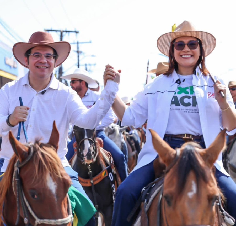 Ao lado de Mailza, Ruedão﻿ destaca tradição da Cavalgada e reforça importância da Expoacre para o desenvolvimento do Acre