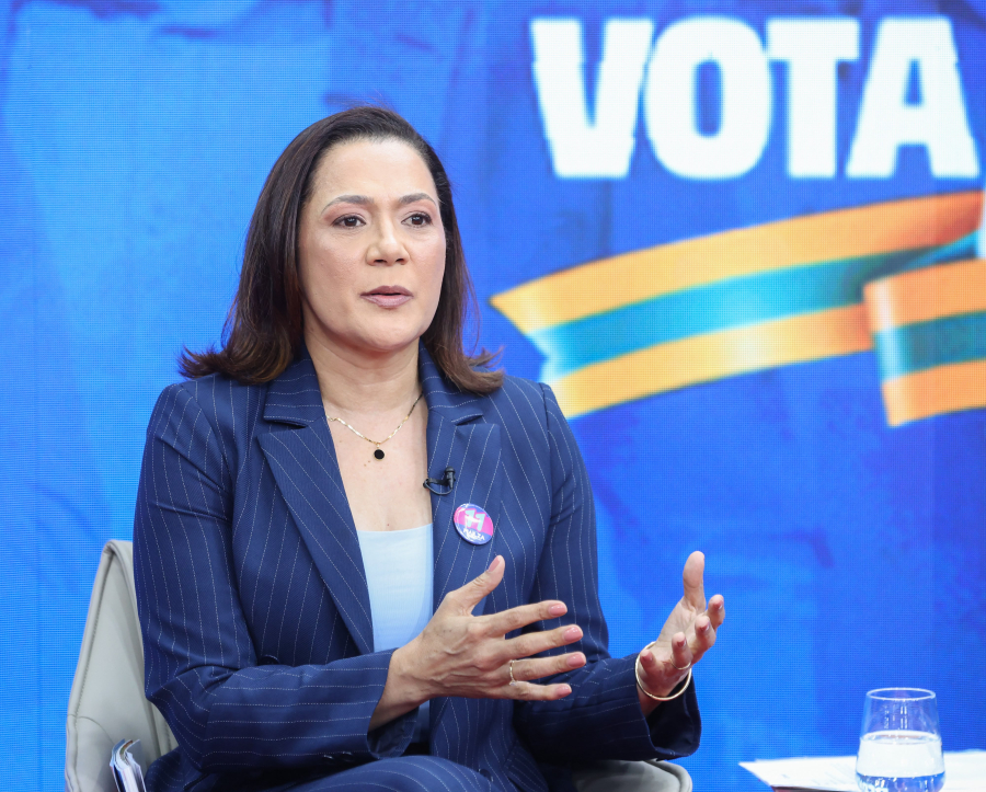 Mailza abre debate destacando coragem para enfrentar desafios e compromisso de fazer o Acre avançar