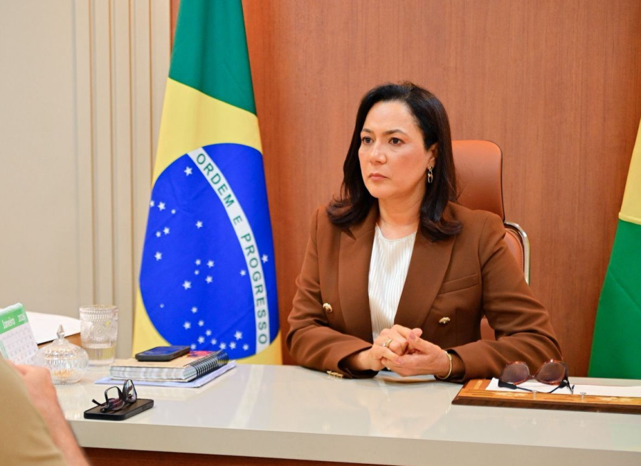 Mailza propõe fiscalização permanente dos contratos e mais transparência no uso do dinheiro público
