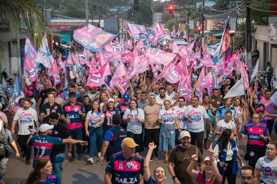 Ao som de “É Mailza, é 11”, mais de 3 mil pessoas tomam as ruas de Sena Madureira em apoio à candidata faltando pouco mais de 1dia para as eleições
