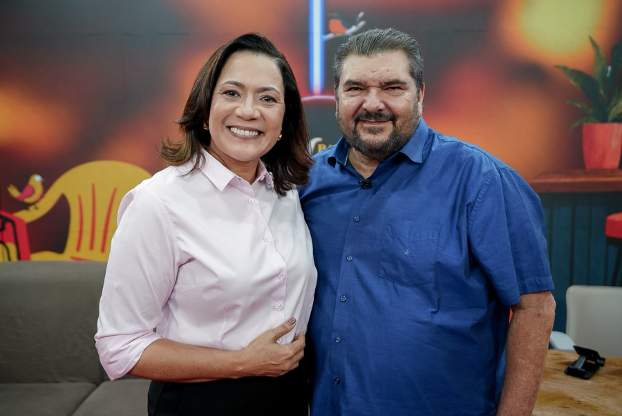 Em entrevista ao vivo, governadora Mailza destaca gestão focada em pessoas, legado para o Acre e relação republicana com o governo federal